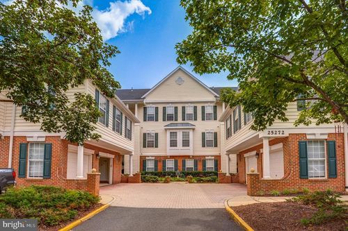 unit-303-25272 Riffleford Sq, CHANTILLY, VA, 20152-5351 | Card Image