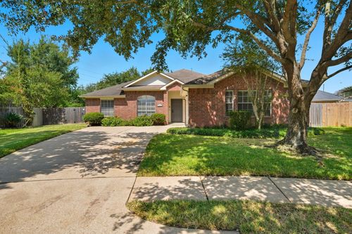 20122 Cresent Creek Dr, Katy, TX, 77449-7547 | Card Image
