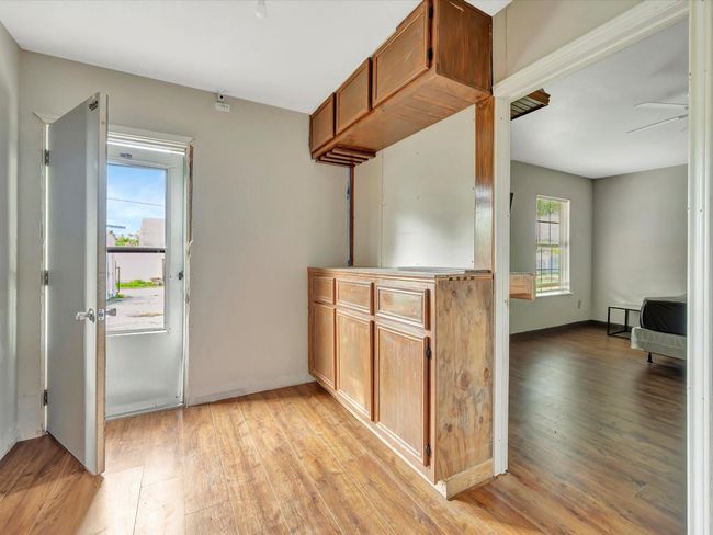 1214 W 6 Th St, House other with 5 bedrooms, 3 bathrooms and 2 parking in Freeport TX | Image 28