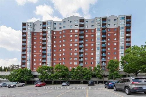 510-30 Chapman Crt, London, ON, N6G4Y4 | Card Image