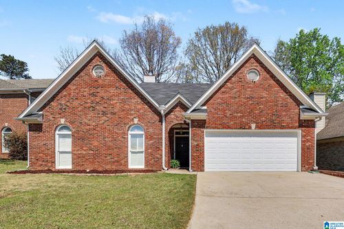 1582 Bent River Cir, VESTAVIA HILLS, AL, 35216-5392 | Card Image