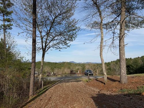 215 Pioneer Estates Rd, Murphy, NC, 28906 | Card Image