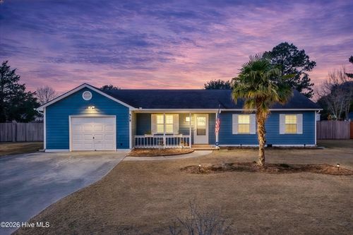 319 Riggs Rd, Hubert, NC, 28539-4037 | Card Image