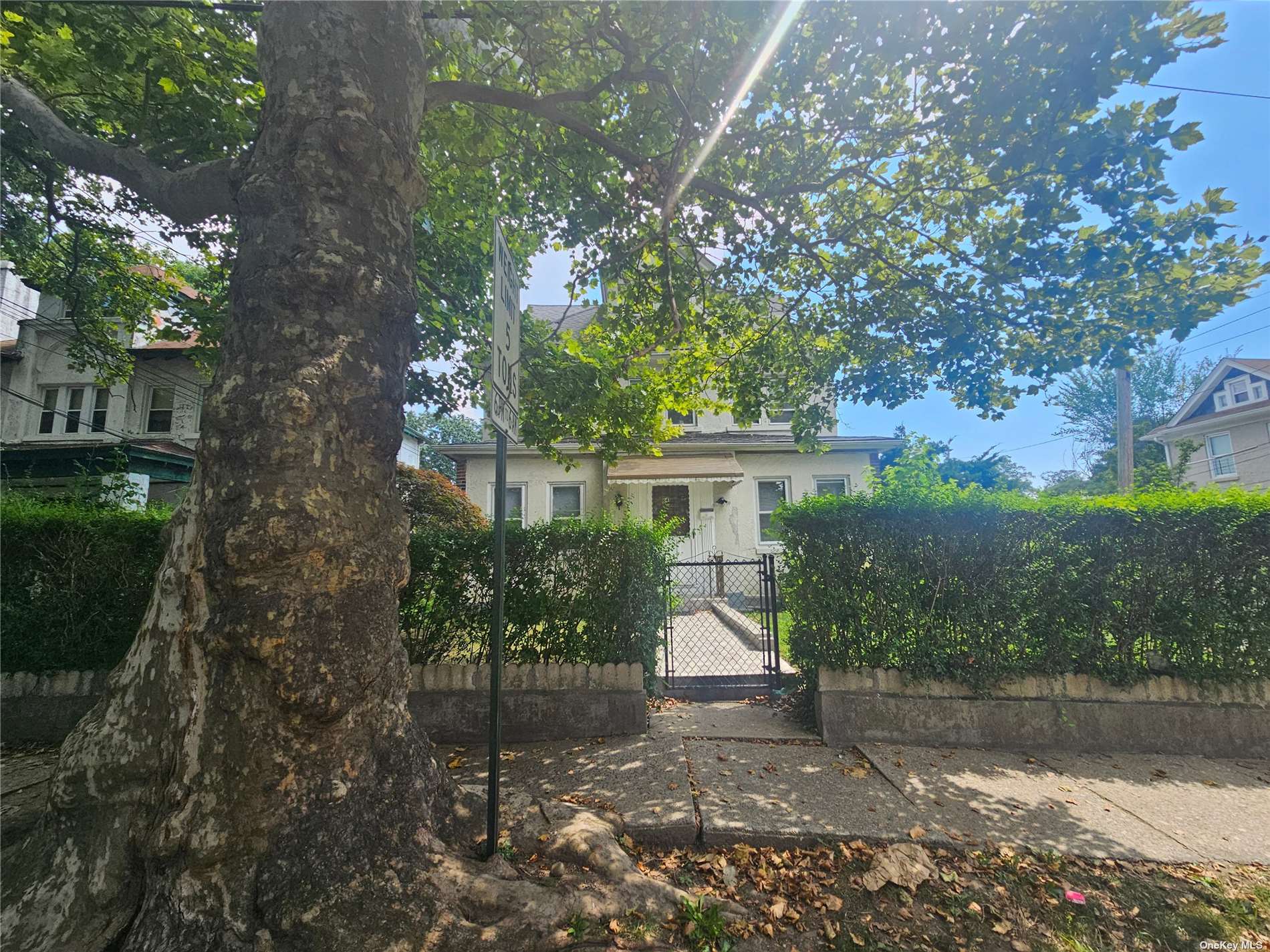 5th Ave, Mount Vernon, NY 10550