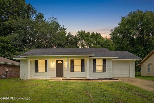 3590 Pembrook Dr, Horn Lake, MS, 38637-2554 | Card Image