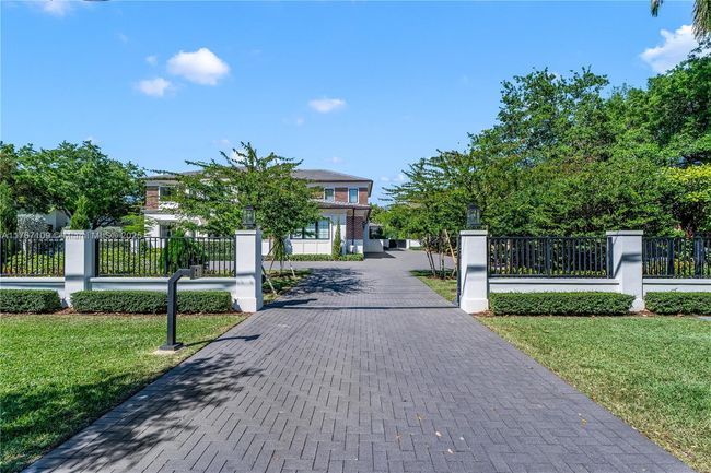 6575 Sw 96 Th St, House other with 7 bedrooms, 9 bathrooms and null parking in Pinecrest FL | Image 88