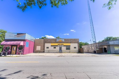 1205 W Main St, Fort Wayne, IN, 46808-3334 | Card Image