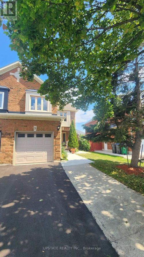 9 Palmolive Street, Brampton (Sandringham-Wellington), ON, L6R1P4 | Card Image