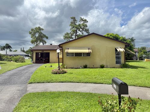 7257 Pine Park Dr N, Lake Worth, FL, 33467-3915 | Card Image
