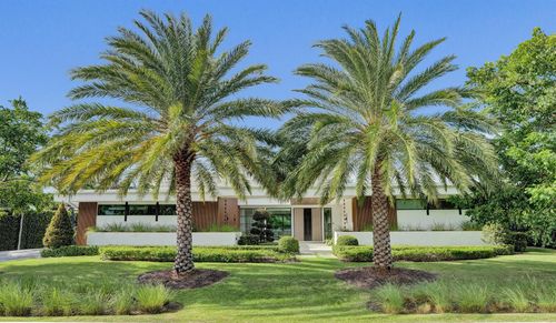 7 Tahoe Ln, Sea Ranch Lakes, FL, 33308-2327 | Card Image
