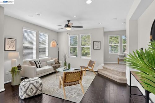 8-140 Selby Ln, Livermore, CA, 94551-6452 | Card Image