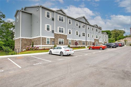 105-36 Old Louisquisset Pike, North Smithfield, RI, 02896-8202 | Card Image