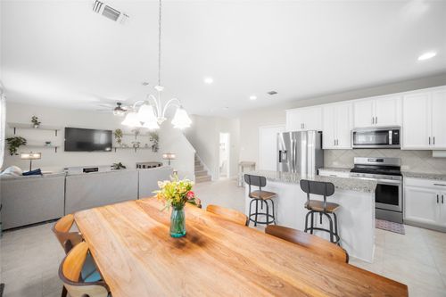 263 Beechnut Dr, Buda, TX, 78610-2191 | Card Image