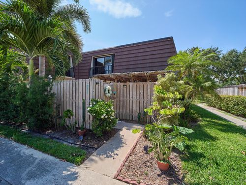 803 8th Lane, Palm Beach Gardens, FL, 33418 | Card Image