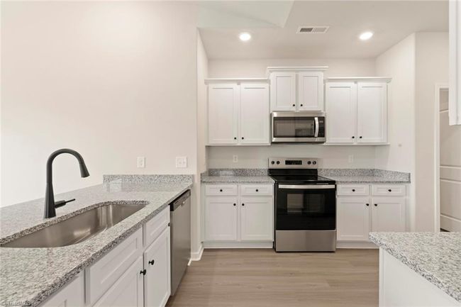 119 Courtland Dr, House other with 3 bedrooms, 2 bathrooms and null parking in King NC | Image 8