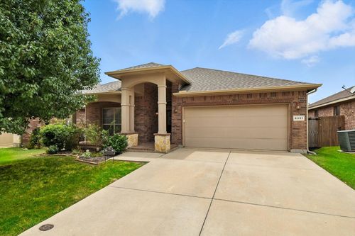 8301 Water Buck Run, Fort Worth, TX, 76179-3673 | Card Image