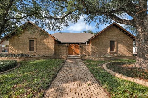 1205 Susan Dr, Edinburg, TX, 78539-7002 | Card Image