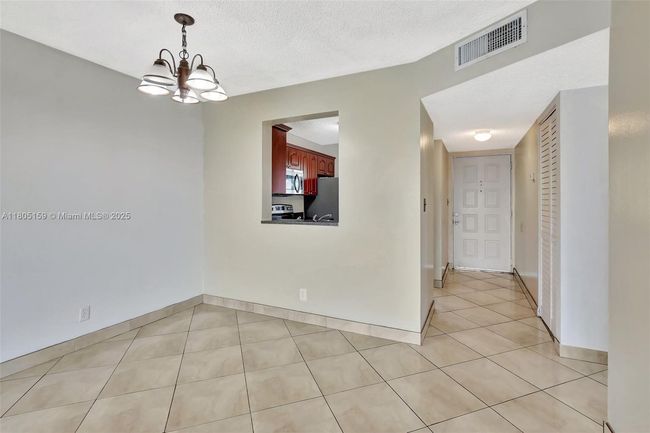 APT-401 - 8720 N Sherman Cir, Condo with 2 bedrooms, 2 bathrooms and null parking in Miramar FL | Image 10