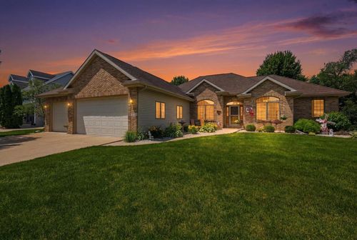 738 Weald Bridge Road, Cottage Grove, WI, 53527 | Card Image
