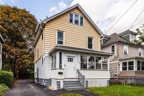 17 Renwood Street, Rochester, NY, 14621 | Card Image