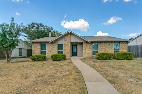 1105 Joshua Tree Dr, Plano, TX, 75023-7346 | Card Image