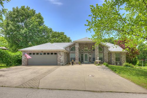 2214 Varney St, Neosho, MO, 64850-9006 | Card Image