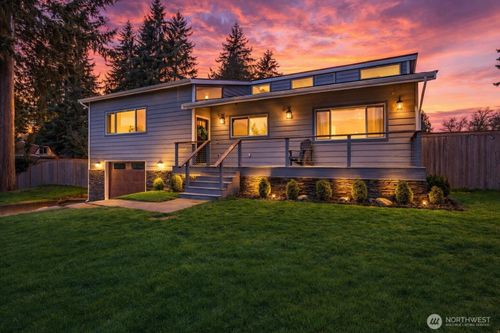 21015 30th Street Ct E, Lake Tapps, WA, 98391-9002 | Card Image