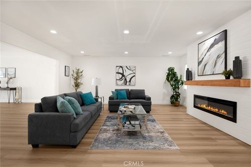 3033 E Sunset Hill Dr, West Covina, CA, 91791-2240 | Card Image