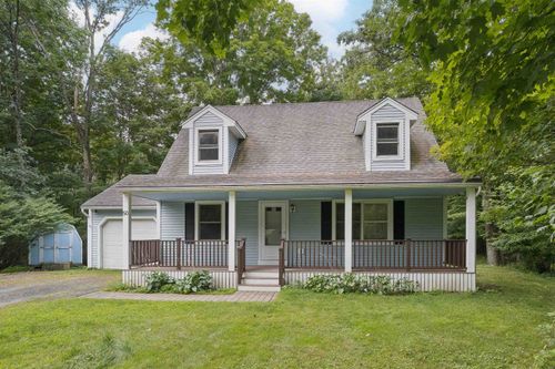 50 Ry-Kris Ln, White River Junction, VT, 05001-9013 | Card Image