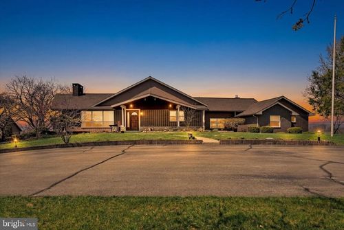 57 Arboretum Rd, BERNVILLE, PA, 19506-8333 | Card Image