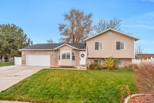 2509 N 1170 W, Clinton, UT, 84015-9180 | Card Image