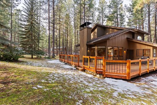 gm69-70368 Mahonia, Sisters, OR, 97759-0289 | Card Image