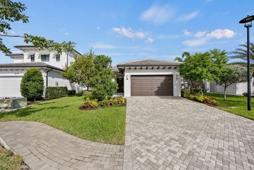 3069 Bellflower Cir, West Palm Beach, FL, 33401-6360 | Card Image