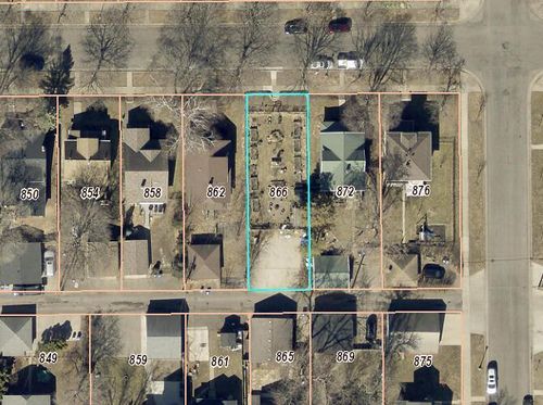 866 Clear Ave, Saint Paul, MN, 55106-1819 | Card Image