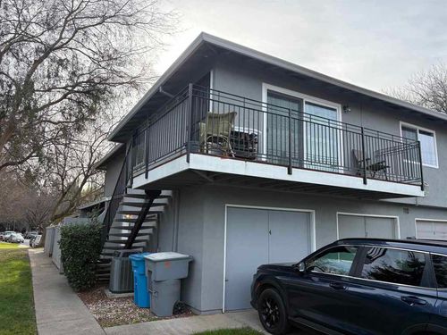 apt-4-110 Del Rio Ct, Vacaville, CA, 95687-4812 | Card Image