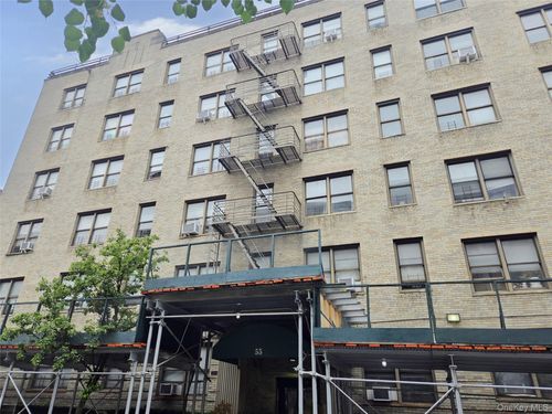 45-55 E 190th St, Bronx, NY, 10468-4542 | Card Image