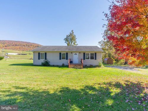 49 See Lane, MATHIAS, WV, 26812 | Card Image