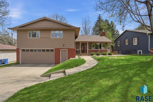 1704 S Williams Ave Avenue, Sioux Falls, SD, 57105 | Card Image