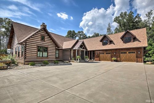 1901 E Lukes Court, Bloomington, IN, 47401 | Card Image