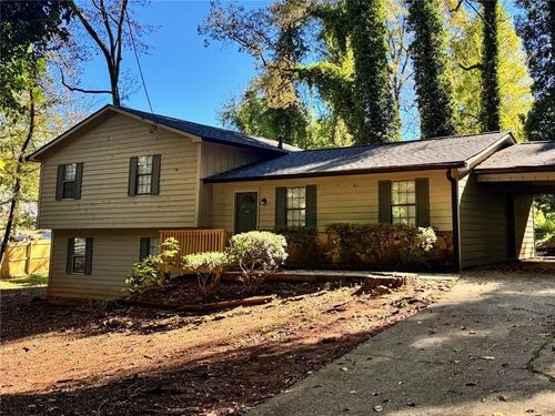 3592 Denby Dr, Snellville, GA, 30039-4696 | Card Image