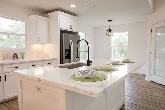 421 Anderson Dr, House other with 3 bedrooms, 2 bathrooms and 2 parking in Alice TX | Image 14