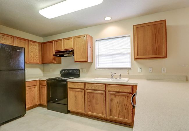 3004 Amber Oak Drive, Townhouse with 2 bedrooms, 1 bathrooms and null parking in Valrico FL | Image 12