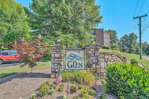 unit-320-4621 Heather Dr Sw, Roanoke, VA, 24018-1995 | Card Image