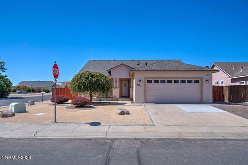 983 Julia Ln, Fernley, NV, 89408-5610 | Card Image