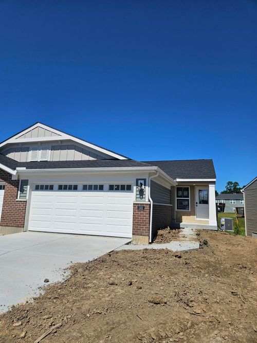 166b-1331 Parkside Dr, Alexandria, KY, 41001-7203 | Card Image