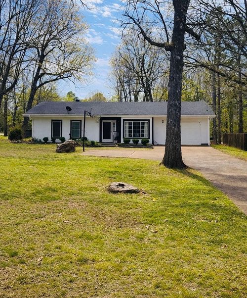 46 Matecumbe Dr, Cherokee Village, AR, 72529-7611 | Card Image