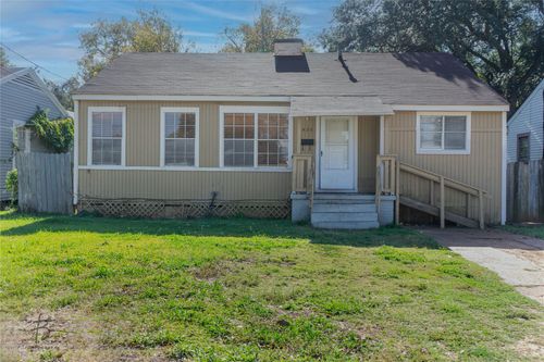 2420 Northside Dr, Bossier City, LA, 71111-3408 | Card Image