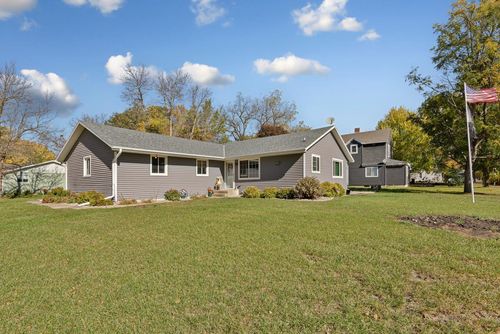 521 12th St, Heron Lake, MN, 56137-1495 | Card Image