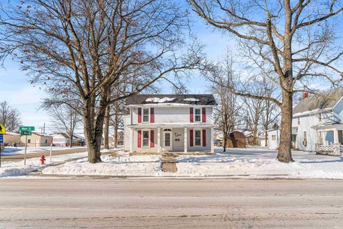 418 S Main St, Monticello, IN, 47960-2334 | Card Image