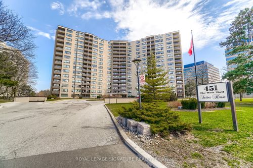 815-451 The West Mall N/A, Etobicoke, ON, M9C1G1 | Card Image